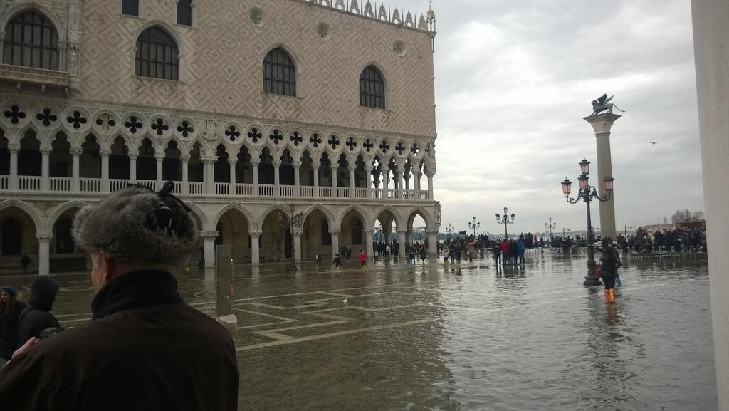 In Venice Back To San Marco tourist apartment Extérieur photo