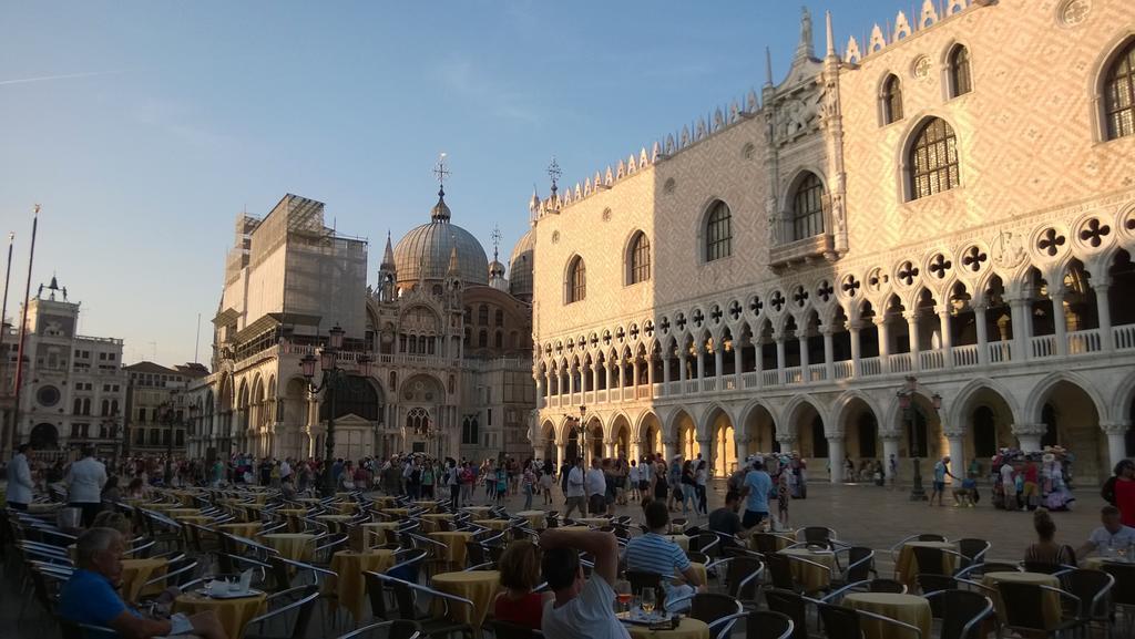 In Venice Back To San Marco tourist apartment Extérieur photo