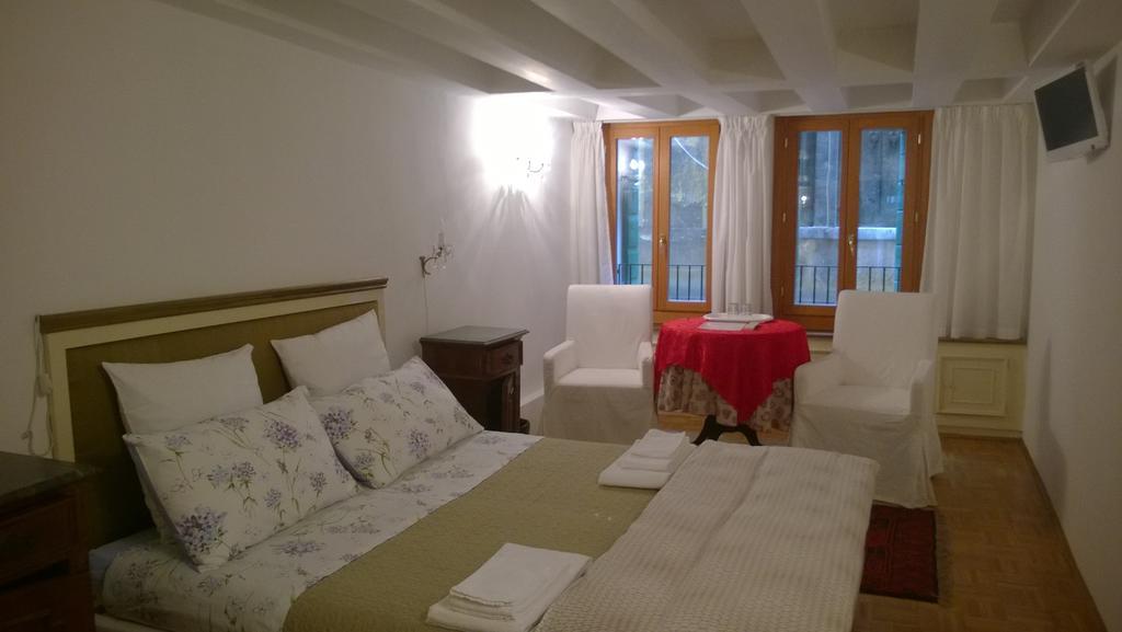 In Venice Back To San Marco tourist apartment Chambre photo